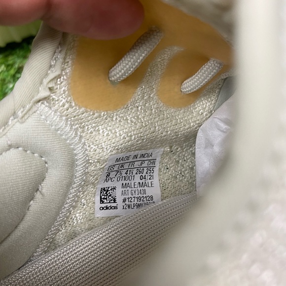 New in box adidas Yeezy 350 v2 light men’s size 8 - Picture 6 of 8